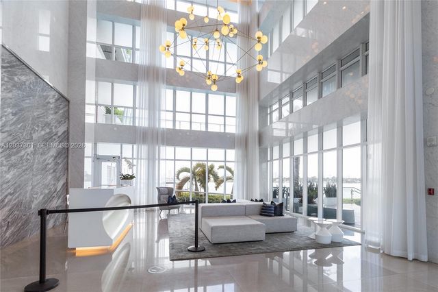 520 West Ave 2004, Miami Beach, FL 33139