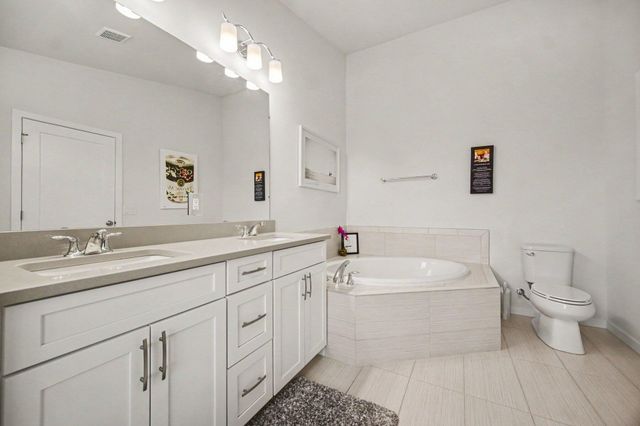2872 Hardwick Road, Ann Arbor, MI 48105