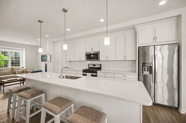 2872 Hardwick Road, Ann Arbor, MI 48105