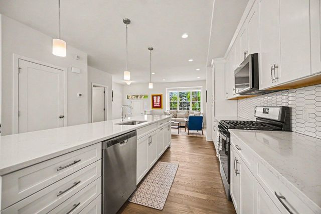 2872 Hardwick Road, Ann Arbor, MI 48105