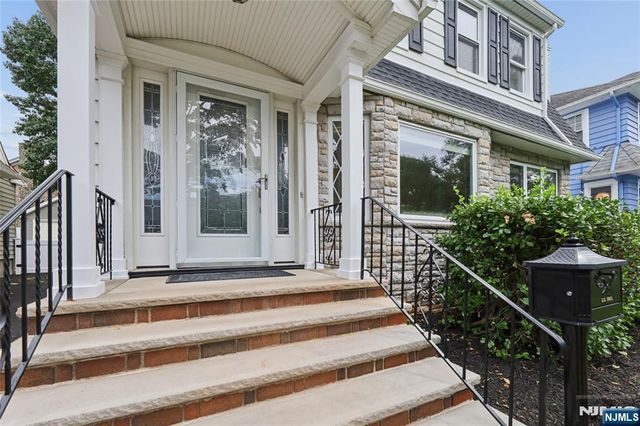 185 Larch Avenue, Teaneck, NJ 07666