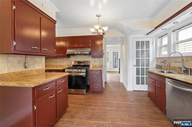185 Larch Avenue, Teaneck, NJ 07666