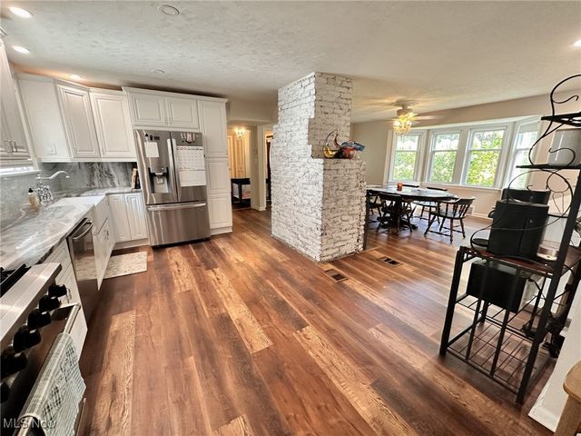 8145 Chagrin Road, Chagrin Falls, OH 44023