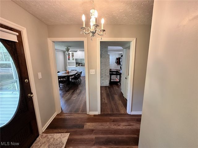 8145 Chagrin Road, Chagrin Falls, OH 44023