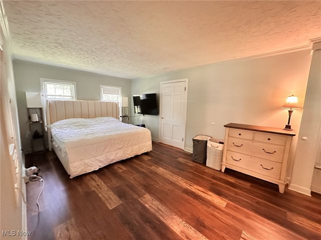 8145 Chagrin Road, Chagrin Falls, OH 44023