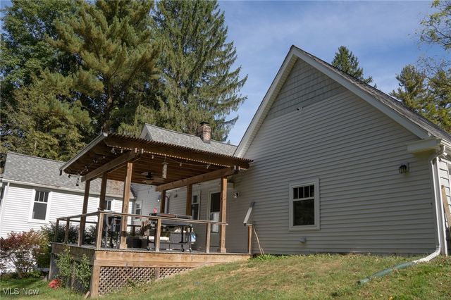 8145 Chagrin Road, Chagrin Falls, OH 44023