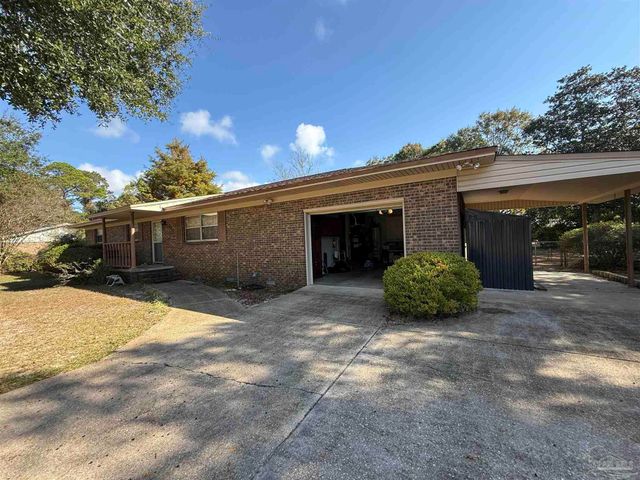 648 Polk Ave, Pensacola, FL 32507