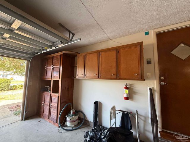 648 Polk Ave, Pensacola, FL 32507