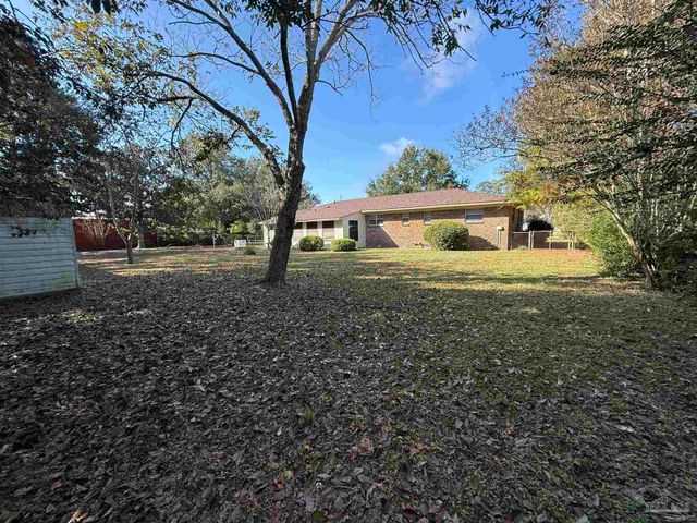 648 Polk Ave, Pensacola, FL 32507