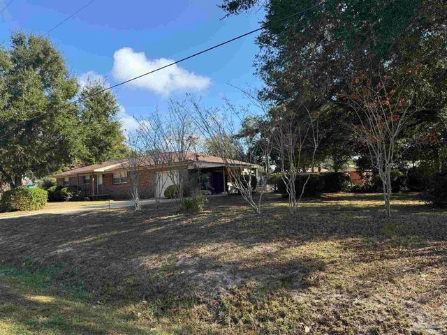 648 Polk Ave, Pensacola, FL 32507