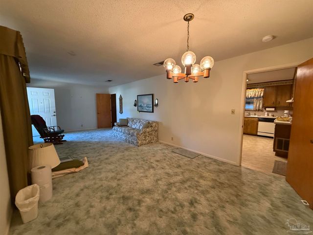 648 Polk Ave, Pensacola, FL 32507