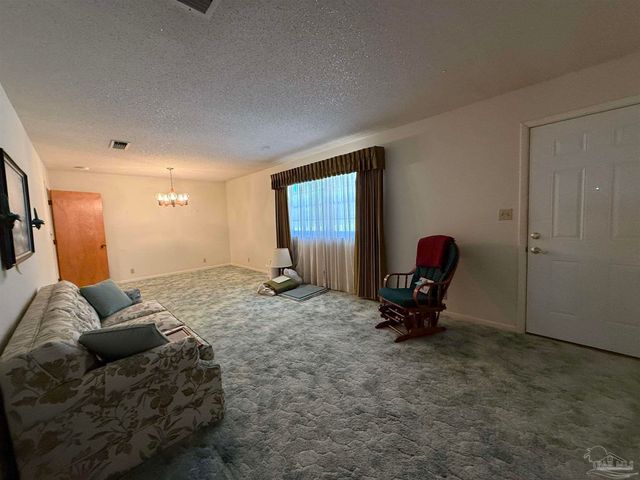 648 Polk Ave, Pensacola, FL 32507