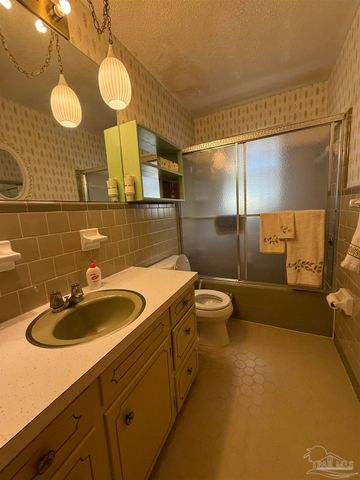 648 Polk Ave, Pensacola, FL 32507