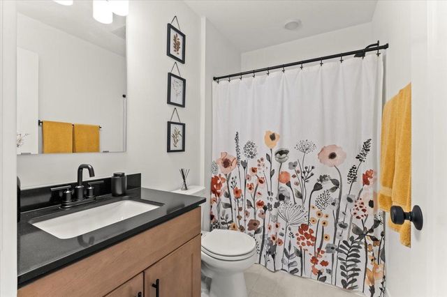 850 Mount Curve Boulevard H, Saint Paul, MN 55116