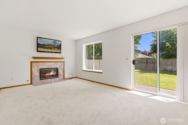 6525 56th Drive NE, Marysville, WA 98270