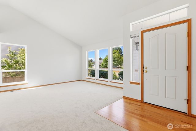 6525 56th Drive NE, Marysville, WA 98270