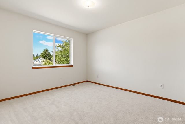6525 56th Drive NE, Marysville, WA 98270