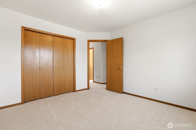 6525 56th Drive NE, Marysville, WA 98270