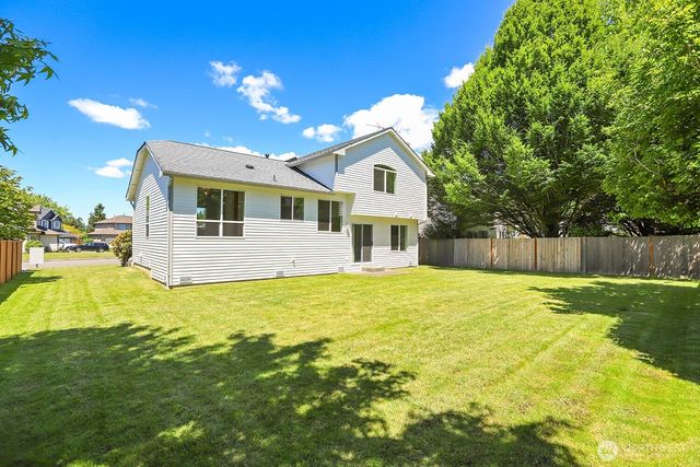 6525 56th Drive NE, Marysville, WA 98270
