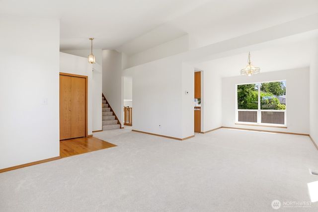6525 56th Drive NE, Marysville, WA 98270