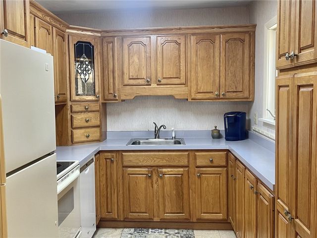 2163 Lake Road, Ontario, NY 14519