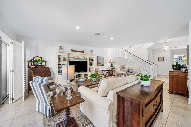 5560 N Ocean Boulevard A, Ocean Ridge, FL 33435