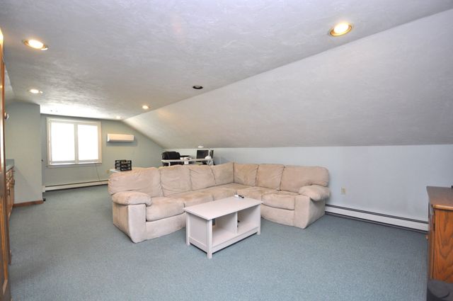 34 River Rd, East Bridgewater, MA 02333