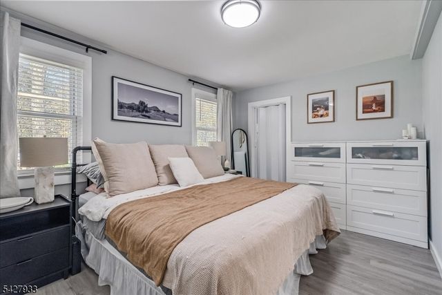 732 Brooklyn Mountain Rd, Hopatcong Boro, NJ 07843