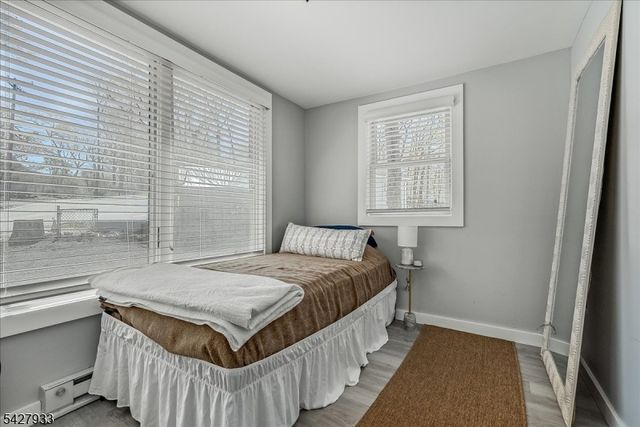 732 Brooklyn Mountain Rd, Hopatcong Boro, NJ 07843