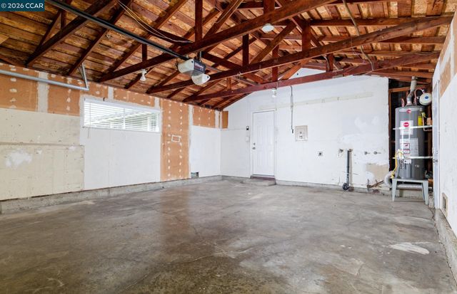 929 San Carlos Dr, Antioch, CA 94509