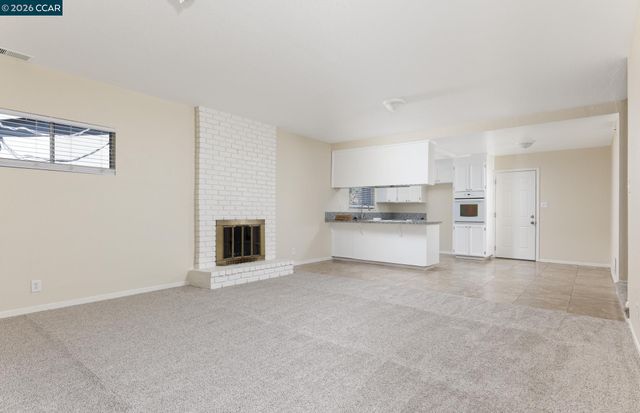 929 San Carlos Dr, Antioch, CA 94509