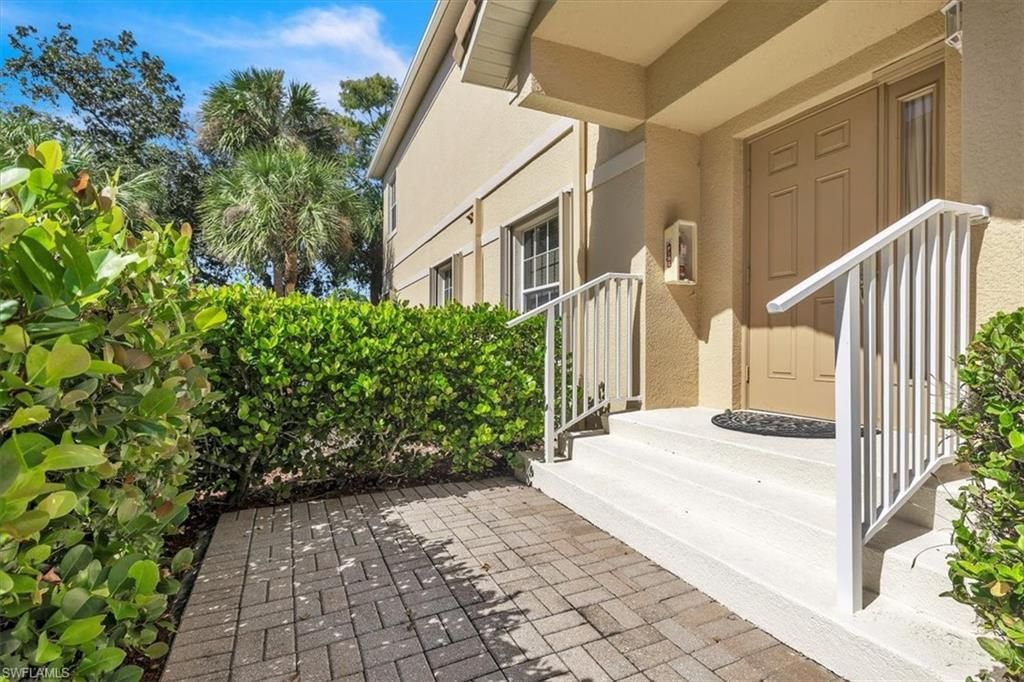 6050 Jonathans Bay CIR 102, FORT MYERS, FL 33908 — photo 3