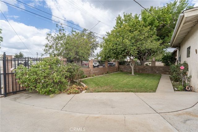 12470 Adelphia, San Fernando, CA 91340