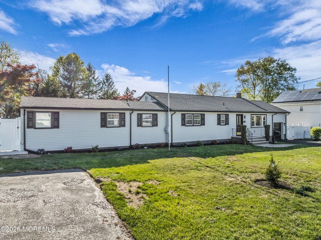 635 Hudson Avenue, Port Monmouth, NJ 07758