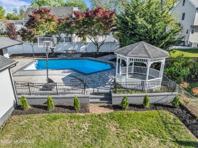 635 Hudson Avenue, Port Monmouth, NJ 07758