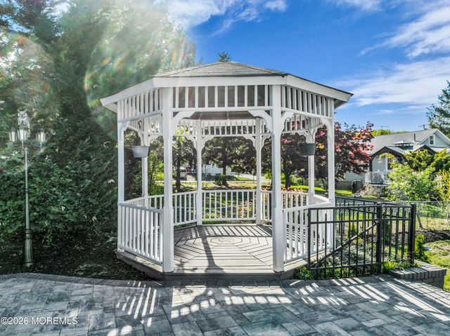 635 Hudson Avenue, Port Monmouth, NJ 07758