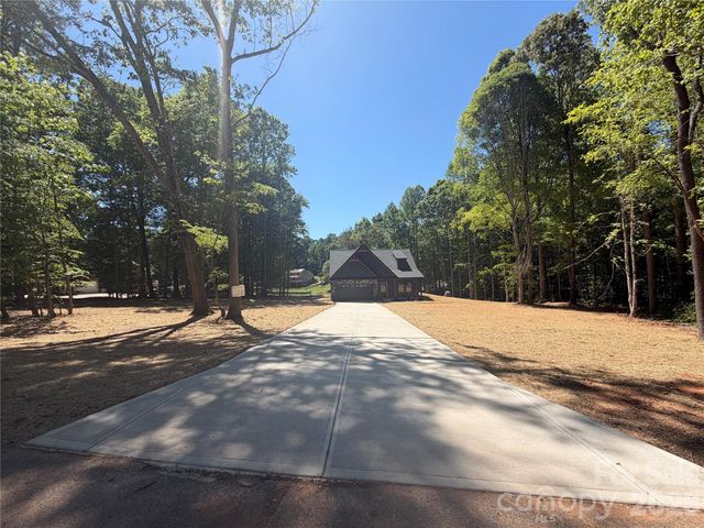 320 Blue Heron Road, Salisbury, NC 28146