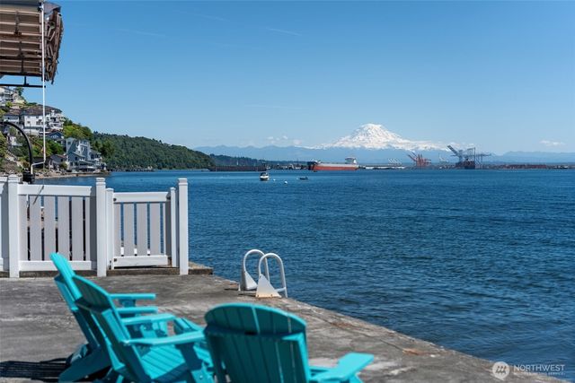 508 Klapache Avenue NE, Tacoma, WA 98422