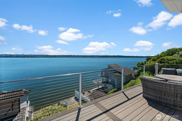 508 Klapache Avenue NE, Tacoma, WA 98422