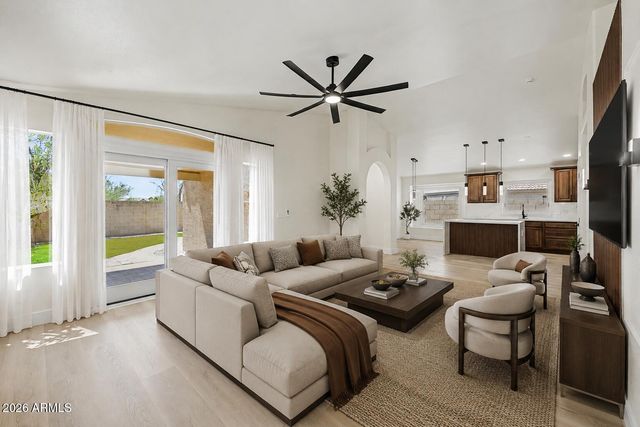 2123 E ROCKWOOD Drive, Phoenix, AZ 85024
