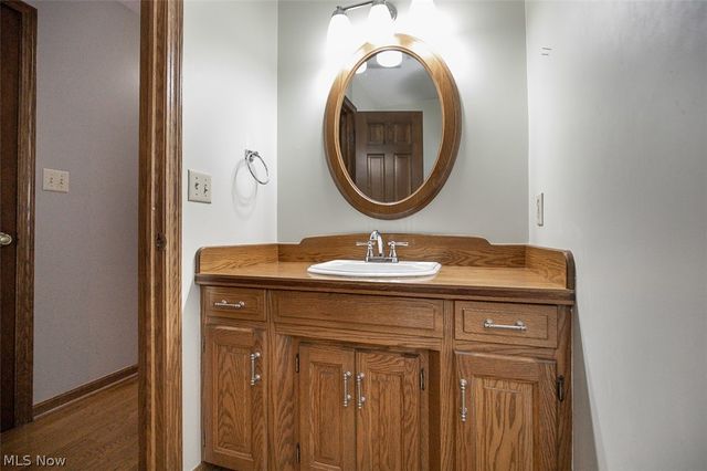 2870 Hudson Aurora Road, Hudson, OH 44236