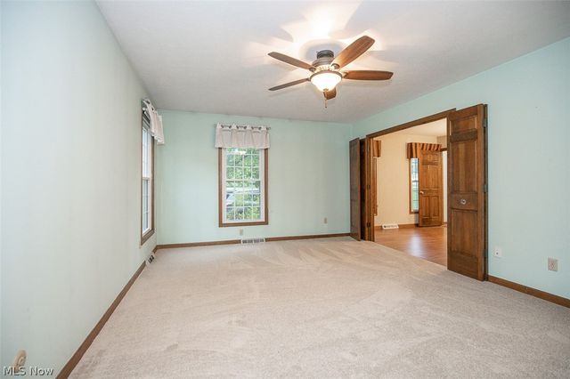 2870 Hudson Aurora Road, Hudson, OH 44236