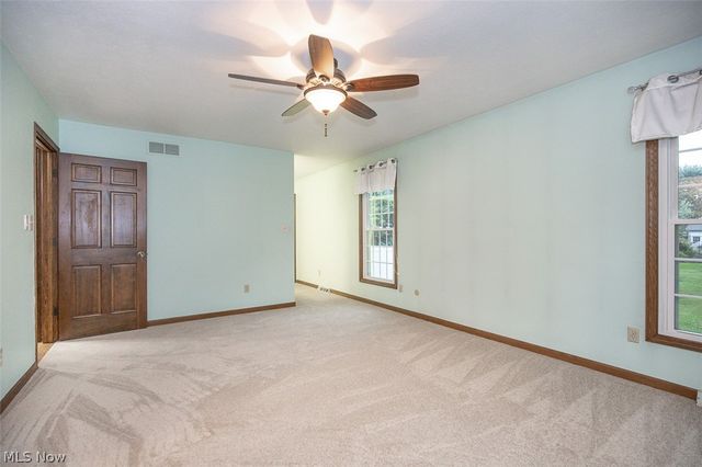 2870 Hudson Aurora Road, Hudson, OH 44236