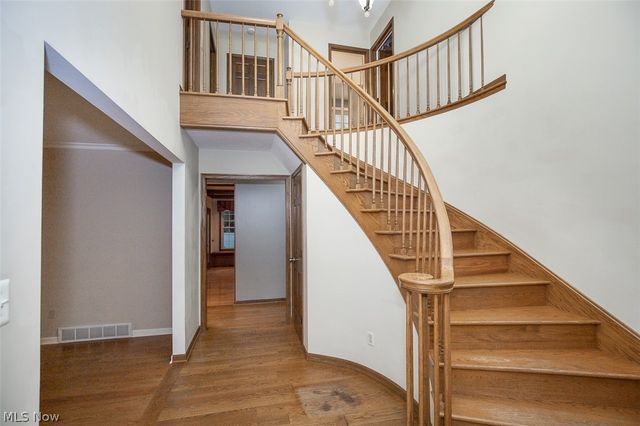 2870 Hudson Aurora Road, Hudson, OH 44236