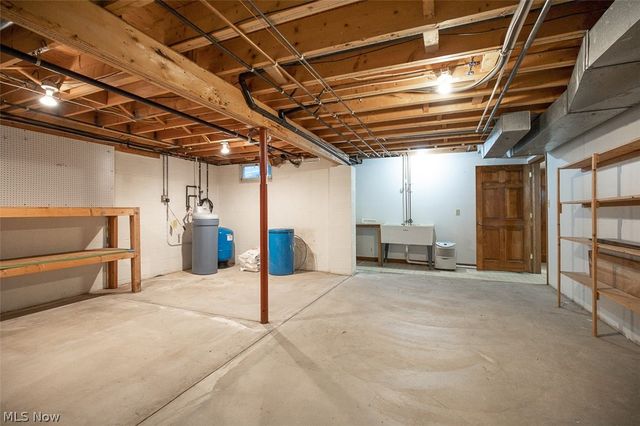 2870 Hudson Aurora Road, Hudson, OH 44236