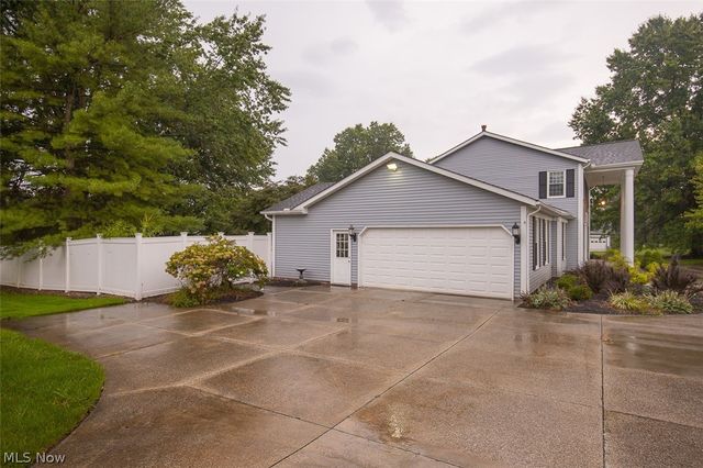 2870 Hudson Aurora Road, Hudson, OH 44236