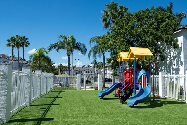 5630 NW 107th Ave 1611, Doral, FL 33178