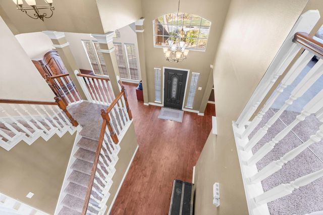 90 Quiet Oak Circle, The Woodlands, TX 77381