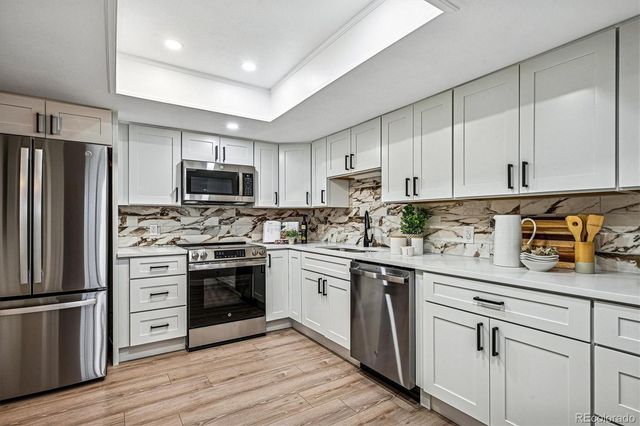 14050 E Linvale Place 601, Aurora, CO 80014