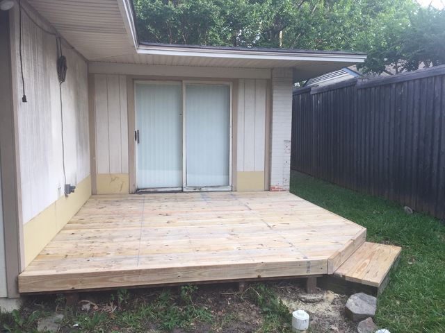 2508 LOVING Avenue, Dallas, TX 75214